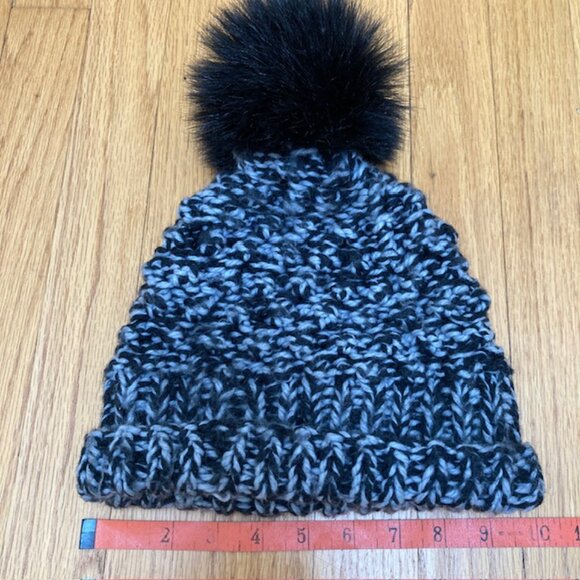 Norla Canada Black and Gray marled beanie with pom pom - Picture 3 of 4